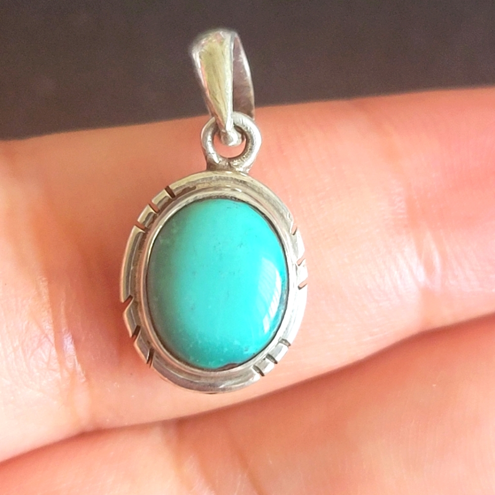 Silver Turquoise Oval Pendant Necklace - Elegant Teal Stone